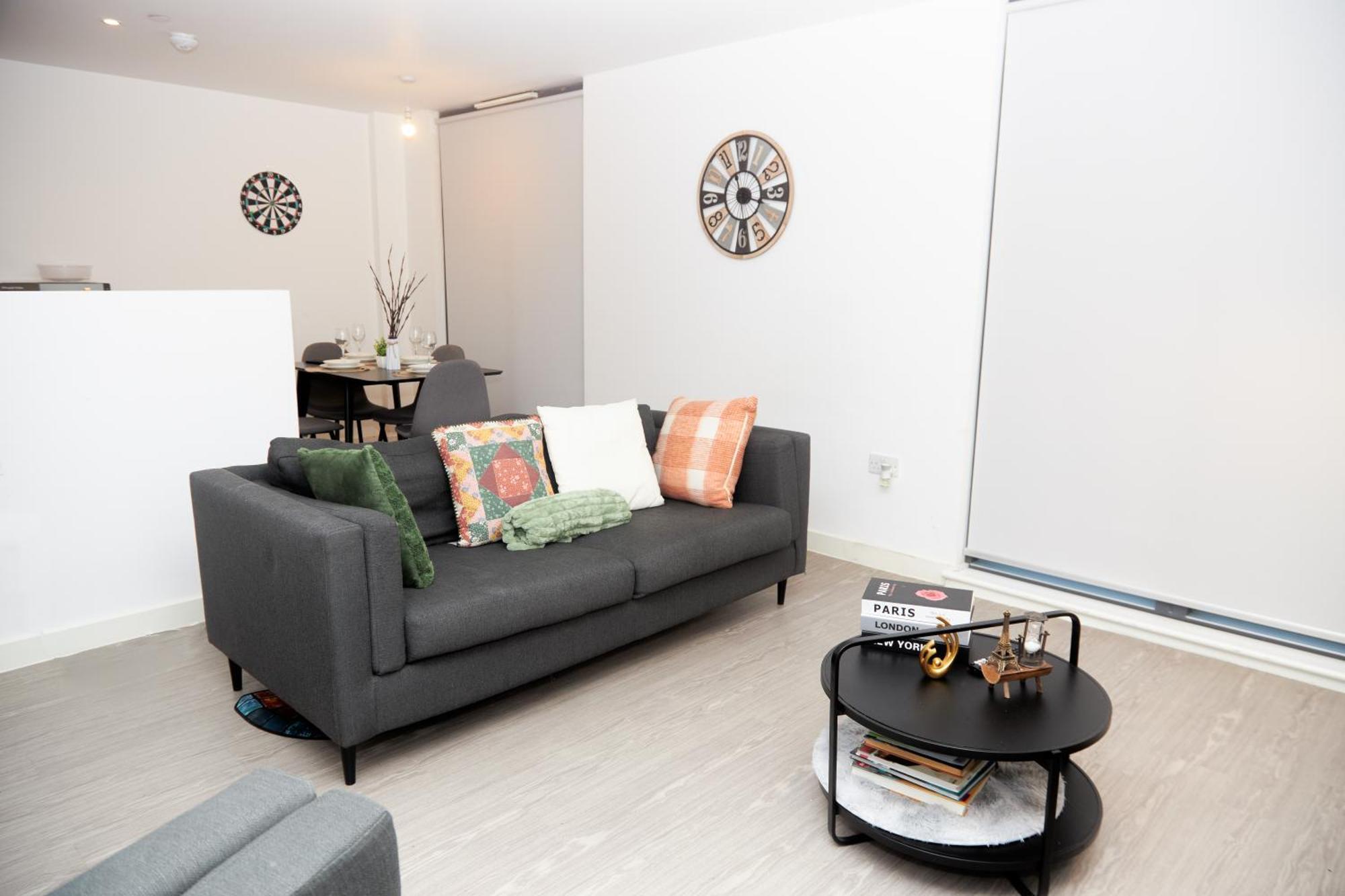 Obi'S House&Suites - Luxury 2Bed Duplex Apartment With Balcony Manchester Buitenkant foto