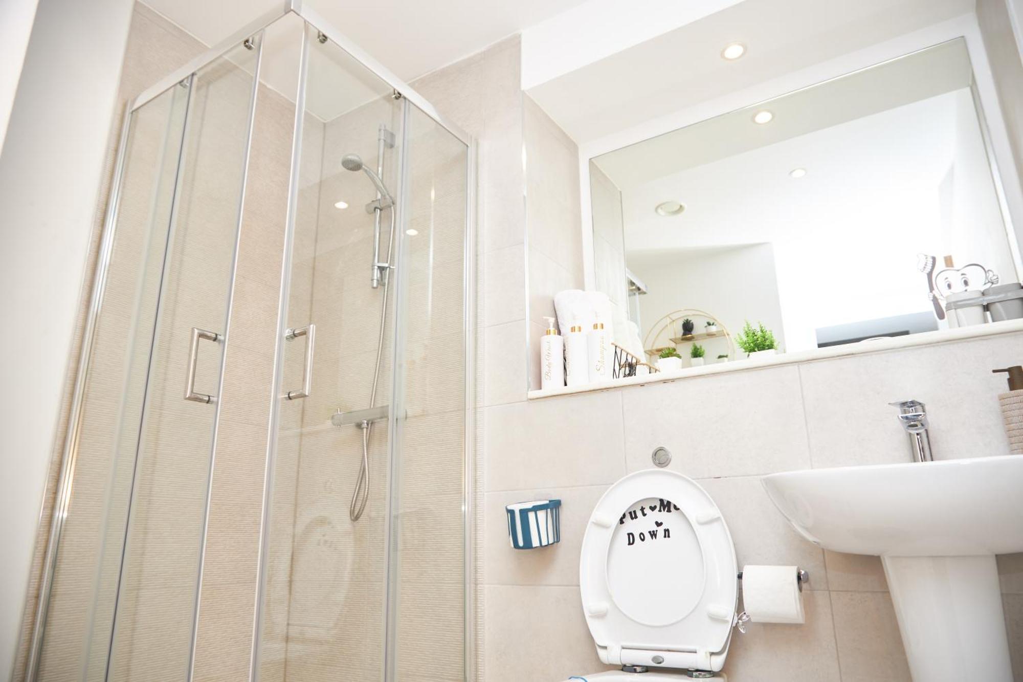 Obi'S House&Suites - Luxury 2Bed Duplex Apartment With Balcony Manchester Buitenkant foto