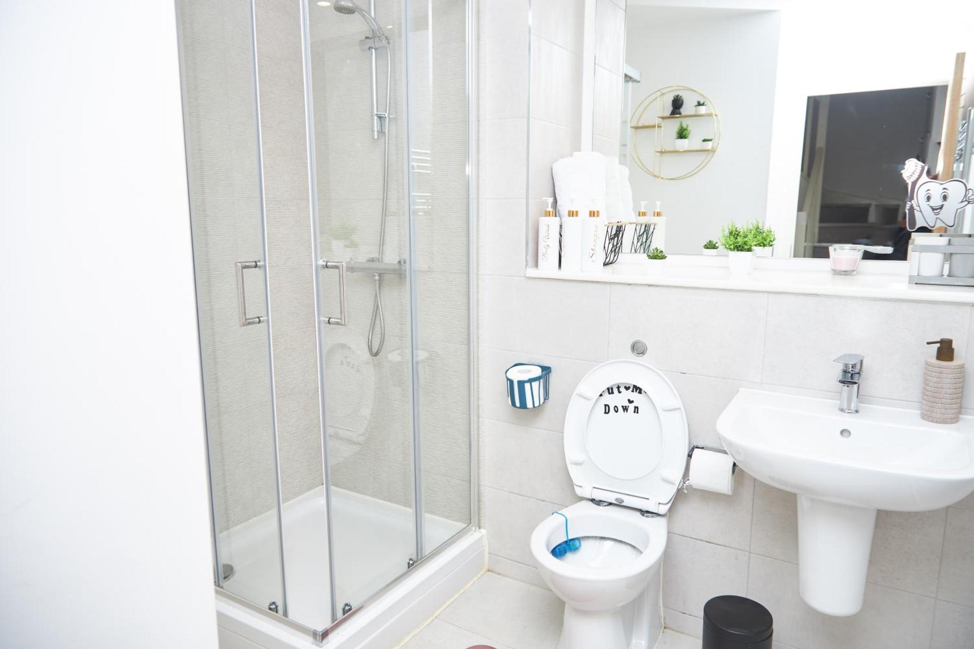 Obi'S House&Suites - Luxury 2Bed Duplex Apartment With Balcony Manchester Buitenkant foto